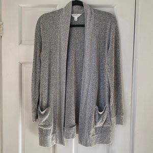 Light gray sweater, Size medium